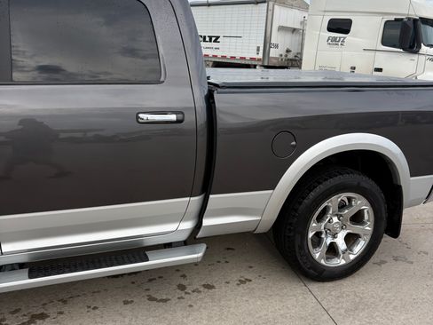 Used 2018 RAM 1500 Laramie AWD/4WD image 6