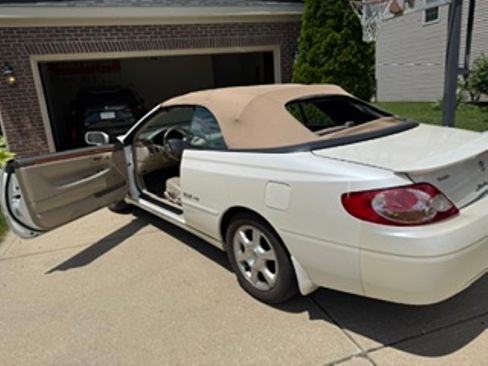 Used 2002 Toyota Solara SLE FWD image 1