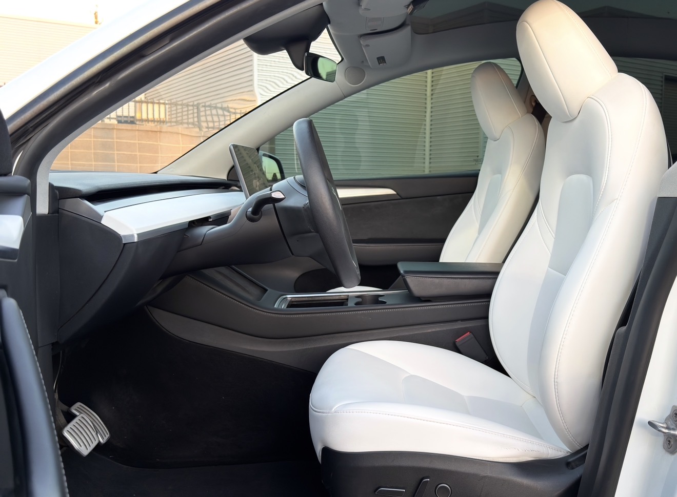 Used 2023 Tesla Model Y Performance AWD/4WD image 12