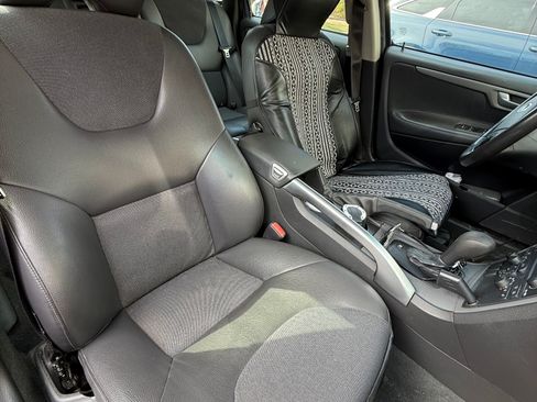 Used 2006 Volvo XC70 Ocean Race Edition image 5