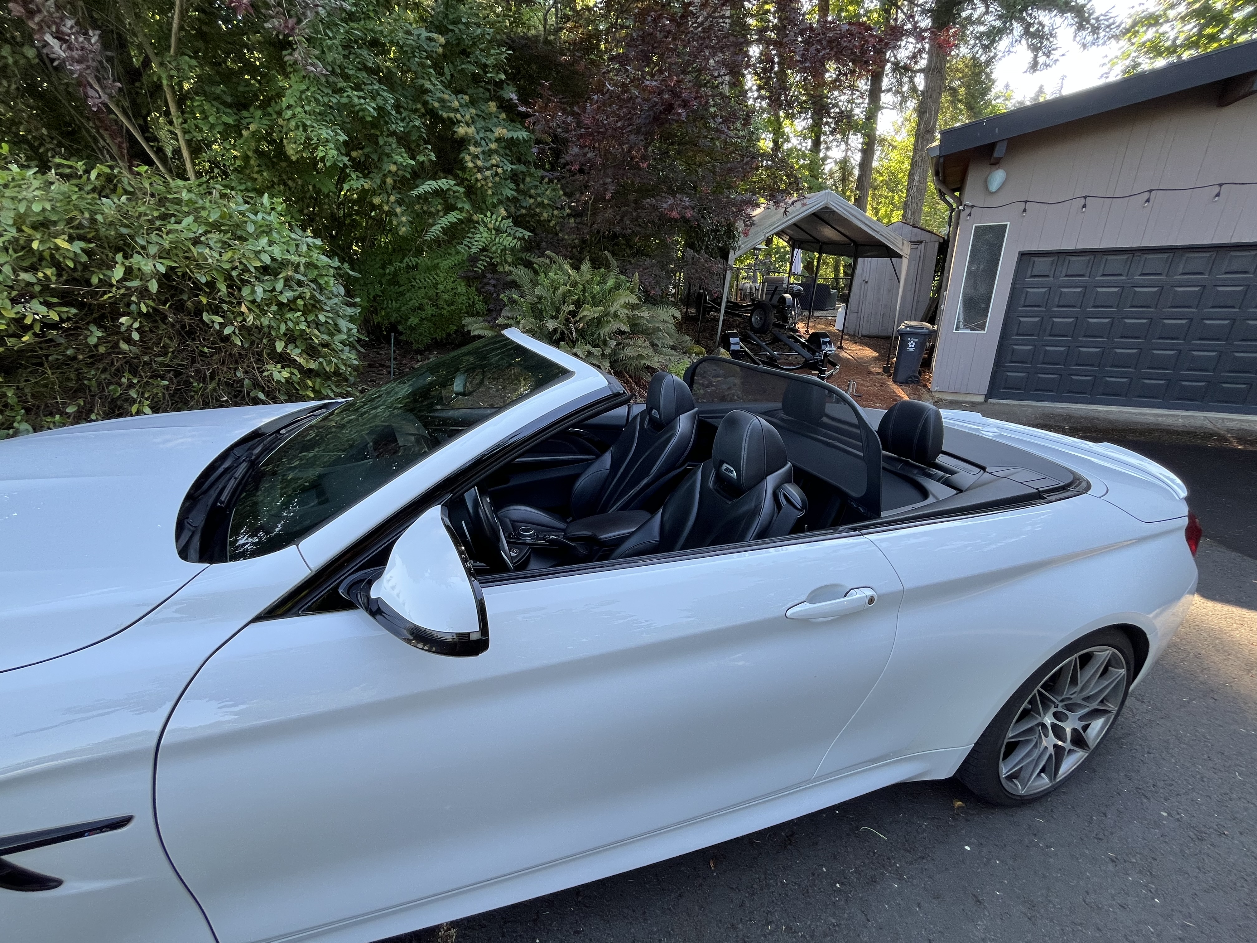 Used 2017 BMW M4 Convertible RWD image 12