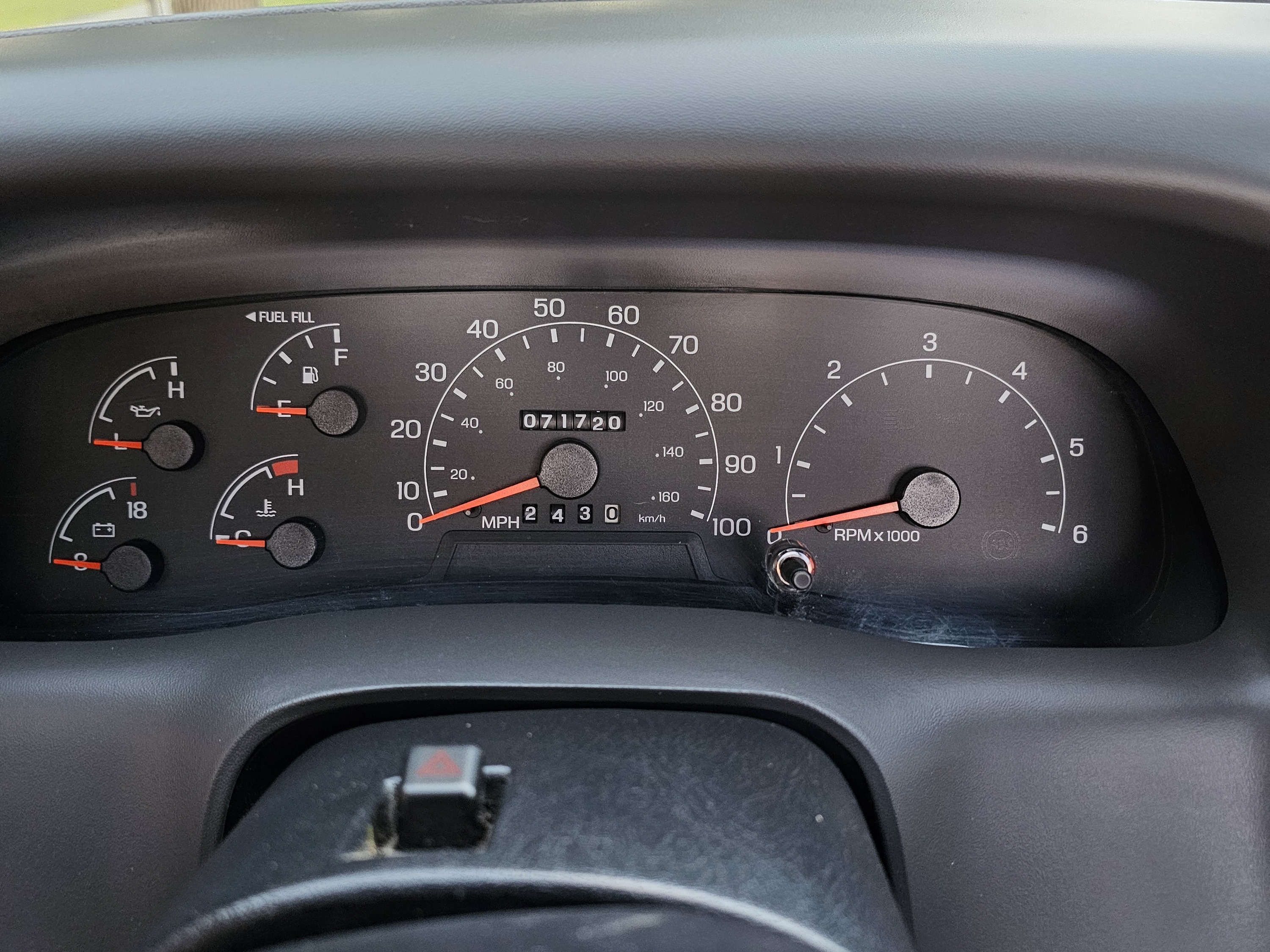 Used 2001 Ford F250 4x4 Regular Cab Super Duty image 16