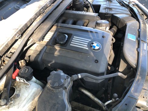 Used 2007 BMW 328xi Wagon AWD/4WD image 10