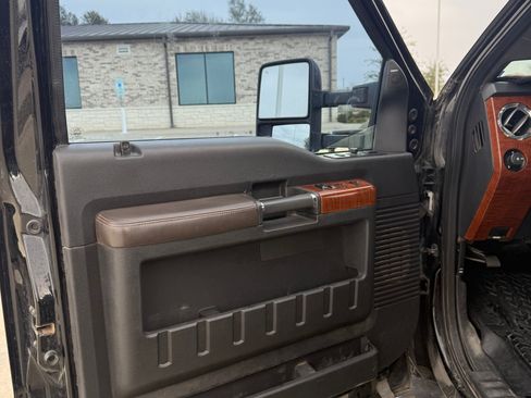 Used 2016 Ford F350 King Ranch image 21