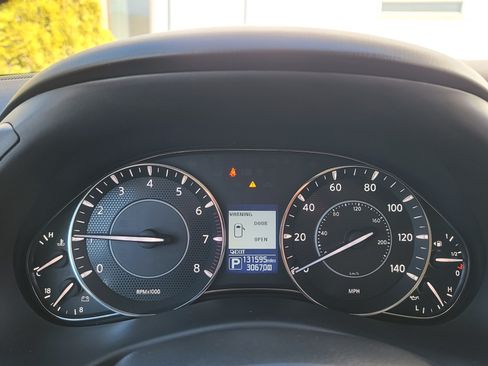 Used 2020 Nissan Armada SL w/ Premium Package image 16