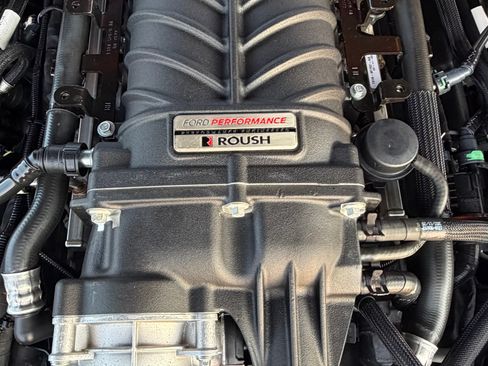 Used 2022 Ford Mustang GT Premium w/ Equipment Group 401A RWD image 14
