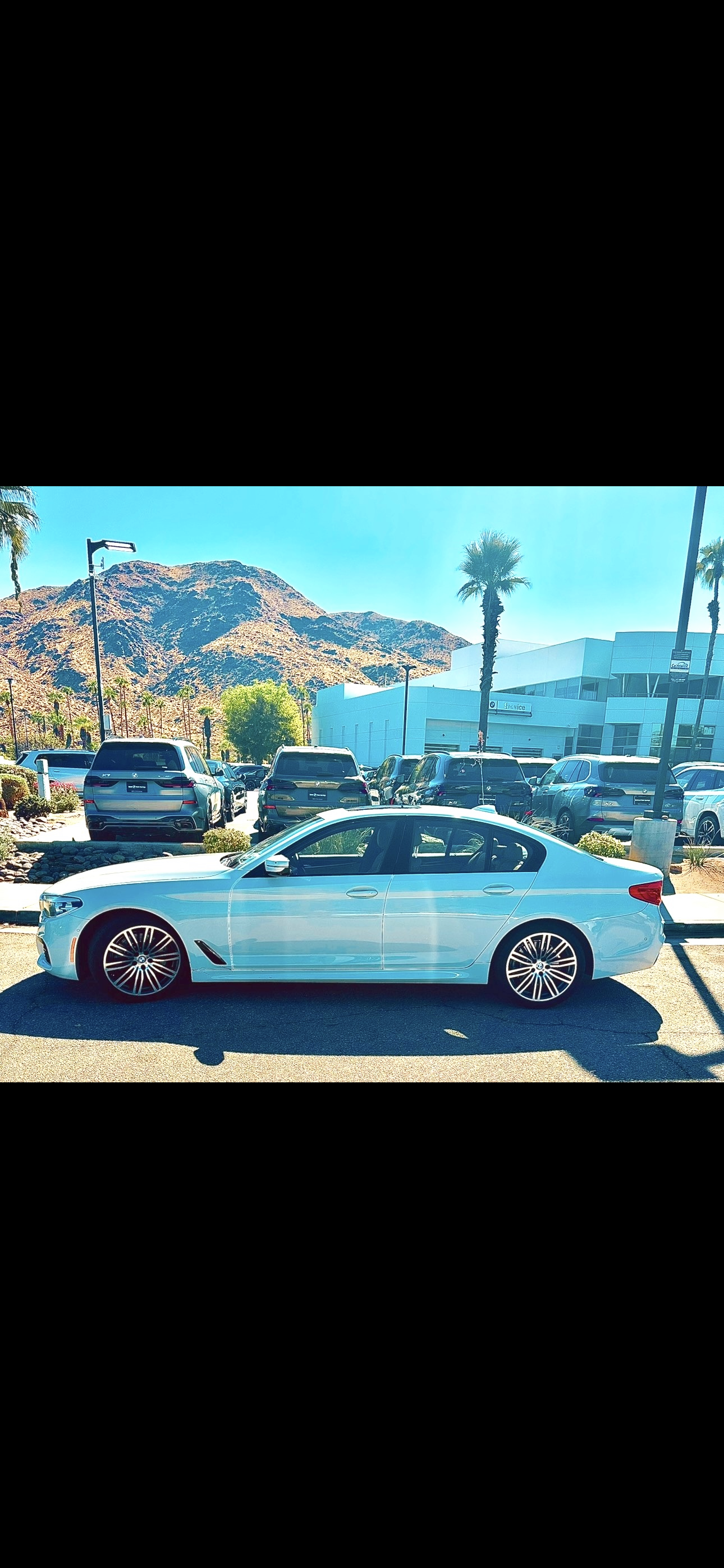 Used 2019 BMW 540i w/ M Sport Package RWD image 2