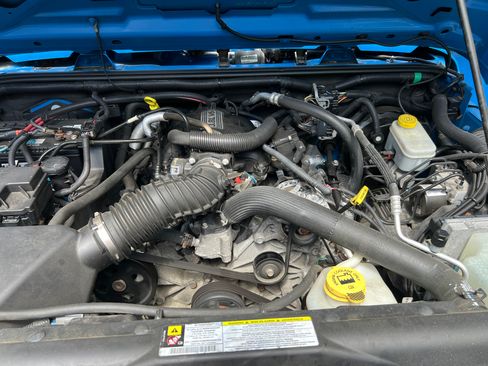Used 2011 Jeep Wrangler Sport AWD/4WD image 6