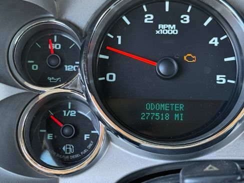 Used 2008 Chevrolet Silverado 2500 LT w/ 1LT Convenience Package image 18