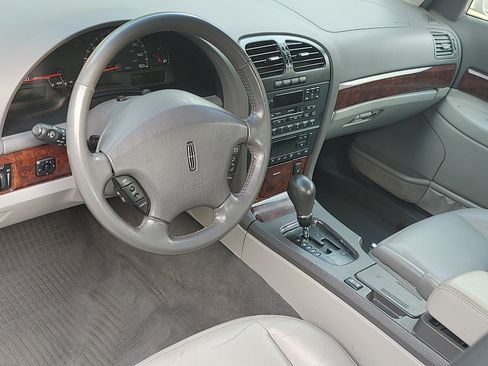 Used 2000 Lincoln LS image 5