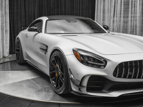 Used 2020 Mercedes-Benz AMG GT R image 1