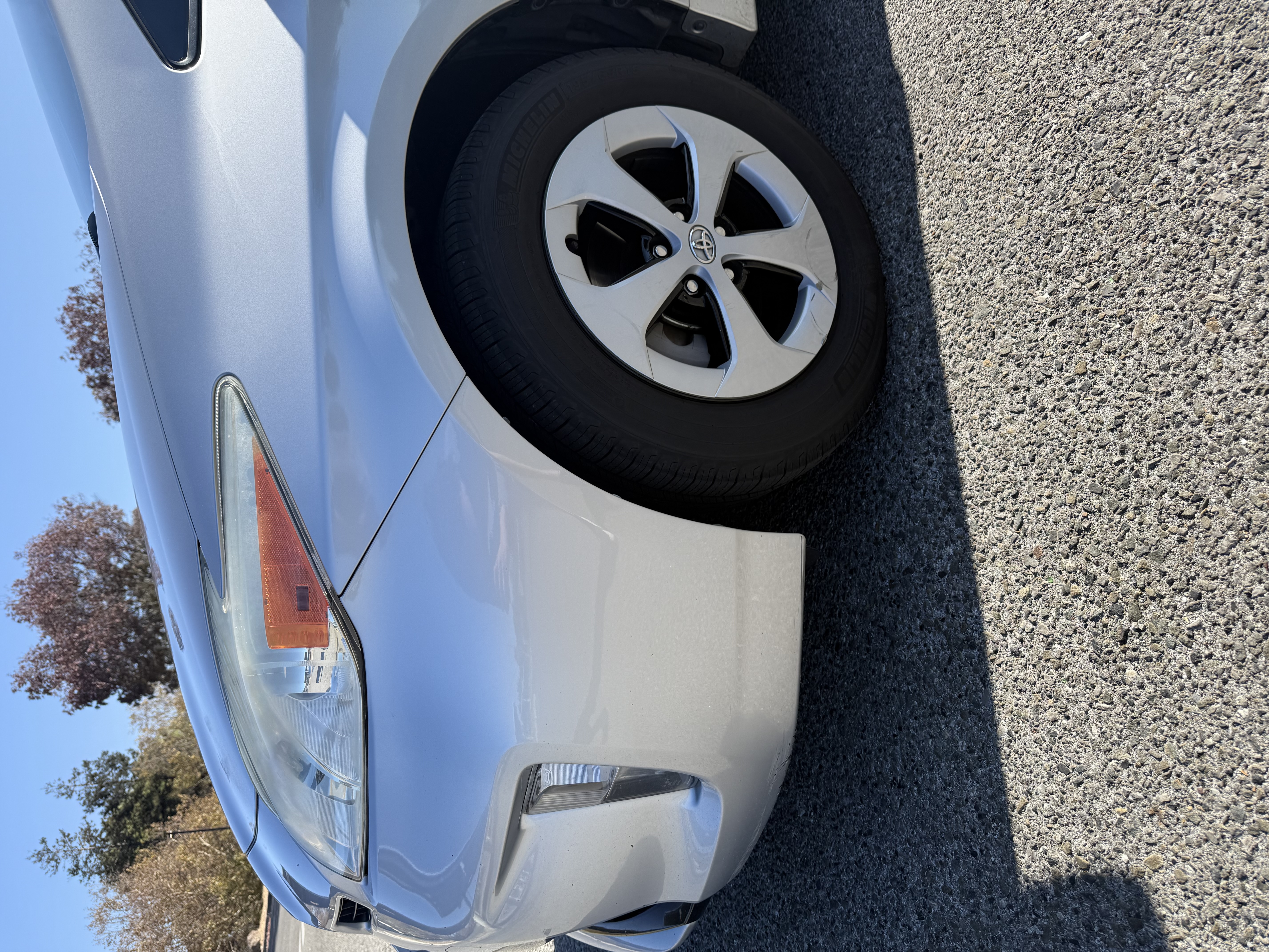 Used 2015 Toyota Prius Four FWD image 5