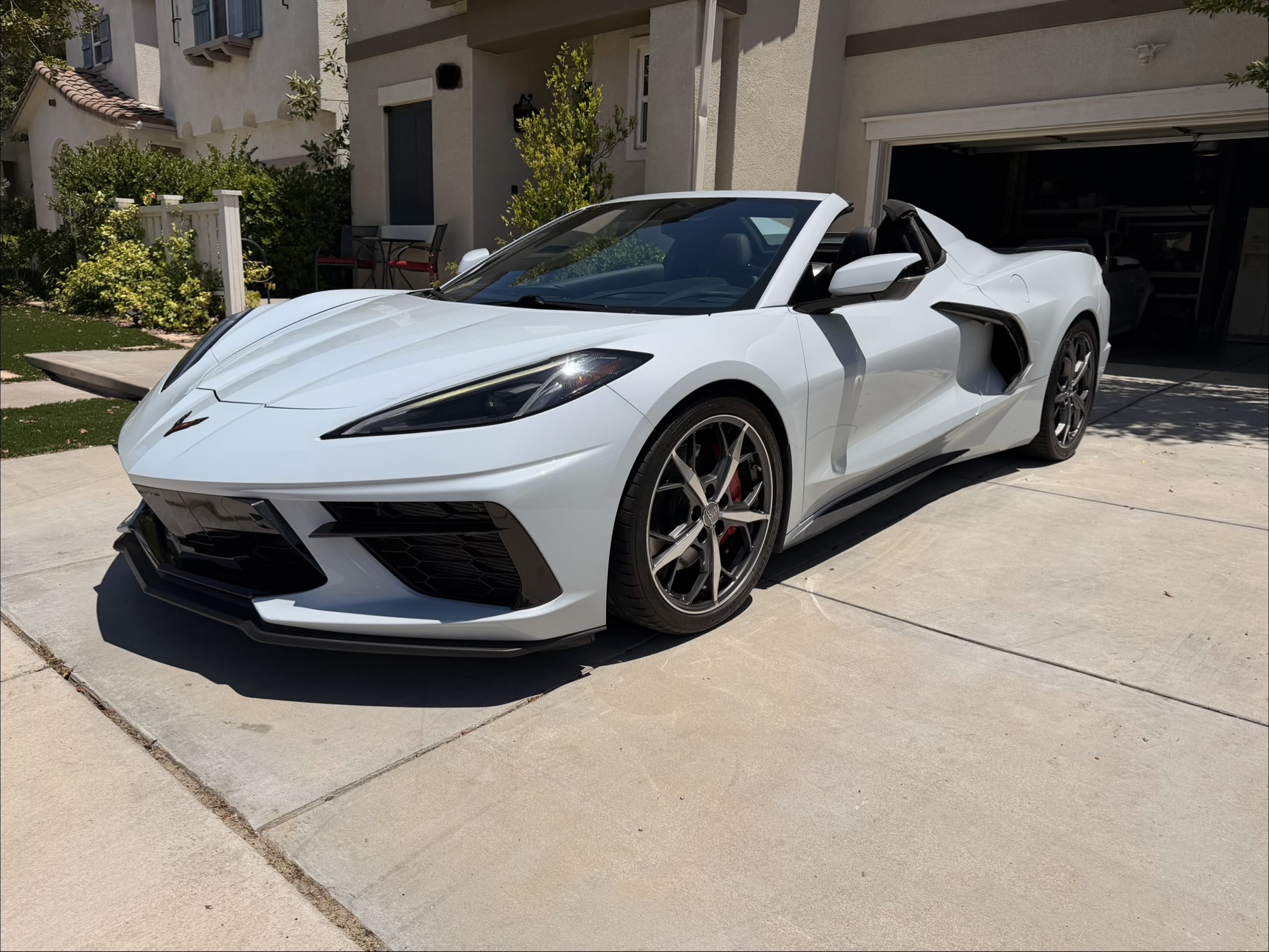 Used 2021 Chevrolet Corvette Stingray Premium Conv w/ Z51 Performance Package RWD image 9