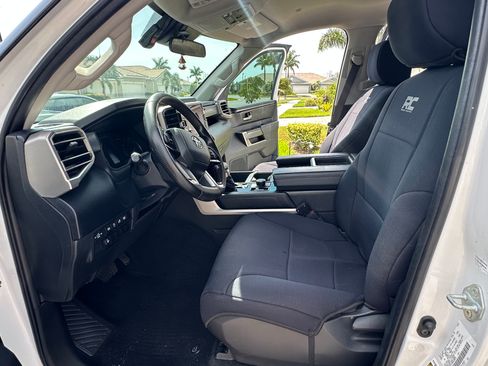Used 2022 Toyota Tundra SR5 AWD/4WD image 13