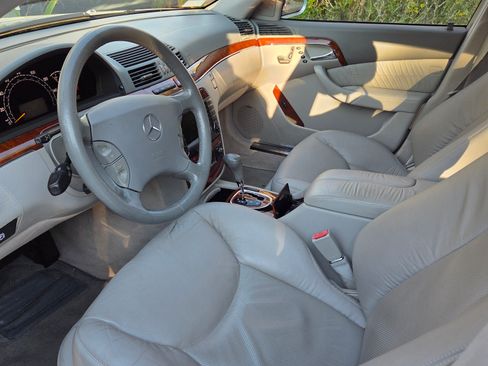 Used 2005 Mercedes-Benz S 430 image 6