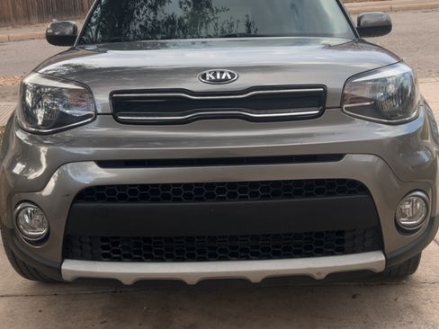 Used 2019 Kia Soul + w/ Audio Package image 4