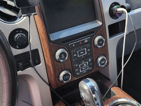 Used 2014 Ford F150 Lariat w/ Equipment Group 501A Mid image 8