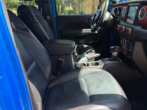 Used 2020 Jeep Gladiator Rubicon AWD/4WD image 14
