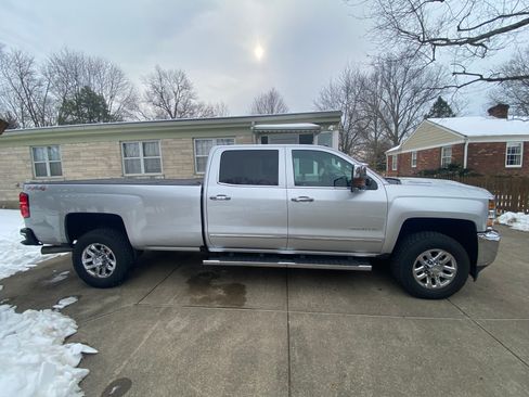 Used 2017 Chevrolet Silverado 3500 LTZ w/ Duramax Plus Package image 4