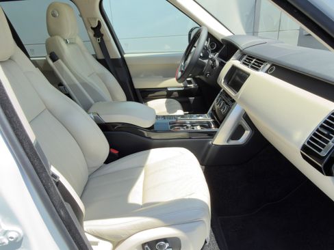 Used 2017 Land Rover Range Rover HSE AWD/4WD image 14