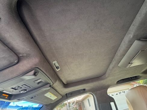 Used 2018 Cadillac Escalade ESV Platinum image 19