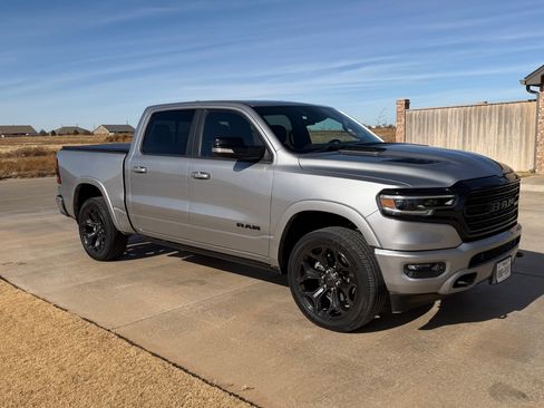 Used 2022 RAM 1500 Limited image 2