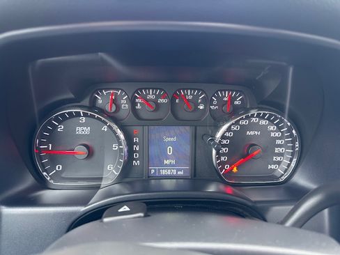 Used 2014 Chevrolet Silverado 1500 W/T w/ Trailering Package image 2