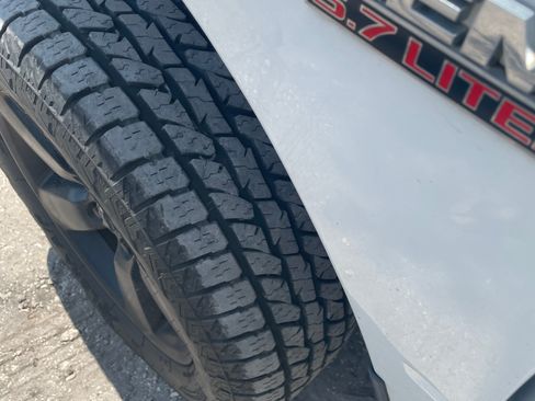 Used 2017 RAM 1500 Lone Star AWD/4WD image 9