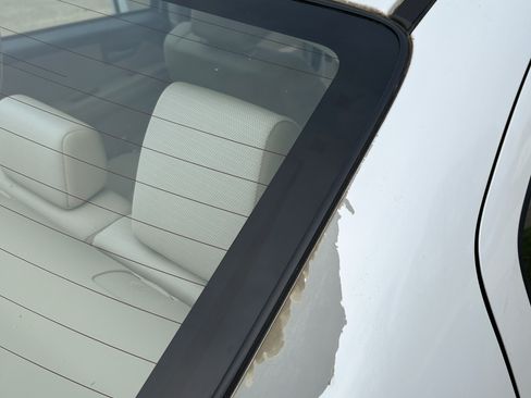 Used 2012 Suzuki SX4 LE image 11