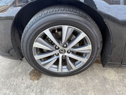 Used 2021 Lexus ES 350 w/ Premium Package image 28