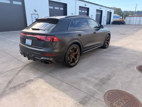 Used 2025 Audi RS Q8 performance AWD/4WD image 4