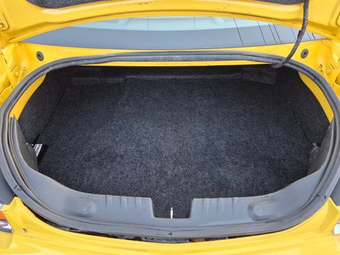 Used 2010 Chevrolet Camaro LT image 13