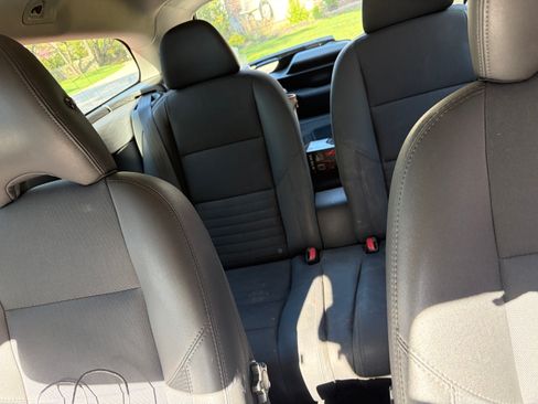 Used 2009 Volvo C30 FWD image 13