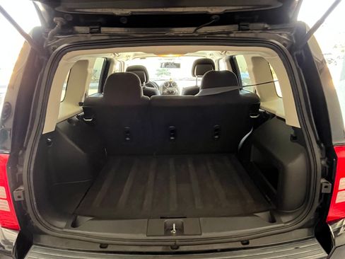 Used 2017 Jeep Patriot Sport w/ Power Value Group image 12