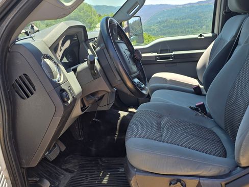 Used 2011 Ford F250 XLT image 8