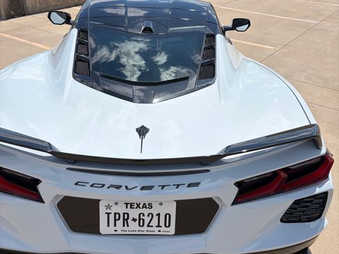 Used 2020 Chevrolet Corvette Stingray Preferred Cpe w/ 2LT Preferred Equipment Group RWD image 13