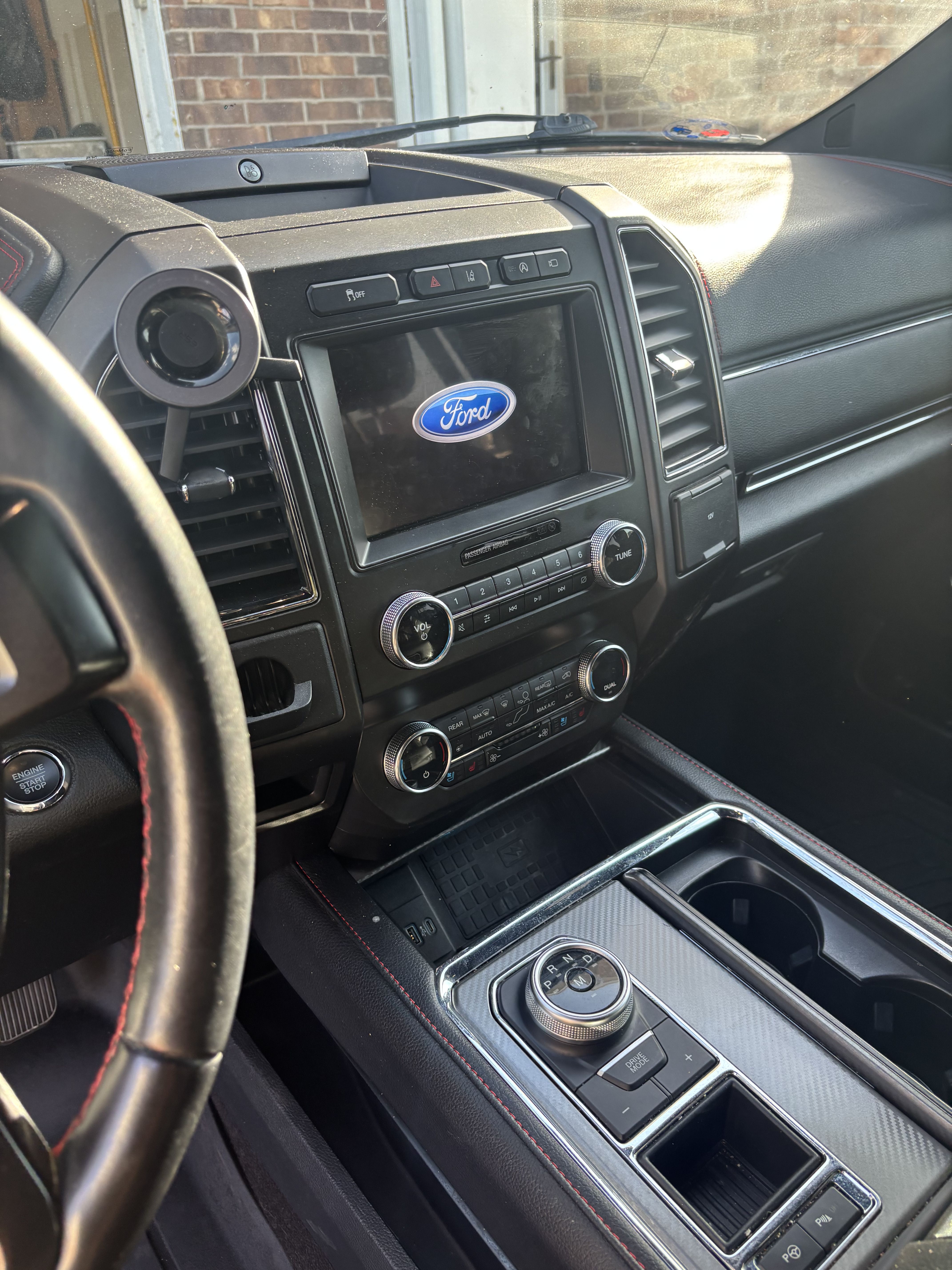 Used 2021 Ford Expedition Limited RWD image 6