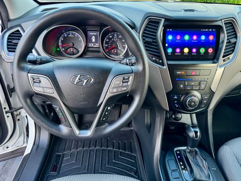Used 2016 Hyundai Santa Fe Sport image 17