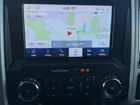 Used 2020 Ford F350 Lariat w/ Chrome Package AWD/4WD image 13