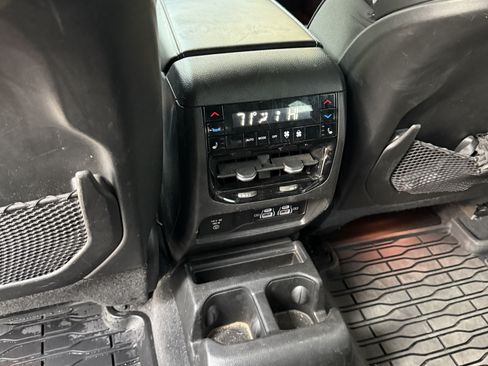 Used 2021 Jeep Grand Cherokee L Overland w/ Luxury Tech Group IV image 10