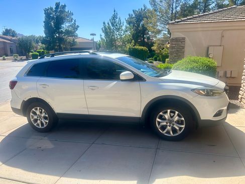 Used 2015 MAZDA CX-9 Touring w/ Touring Technology Package image 8