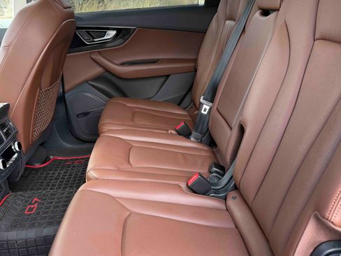Used 2019 Audi Q7 3.0T Prestige image 2