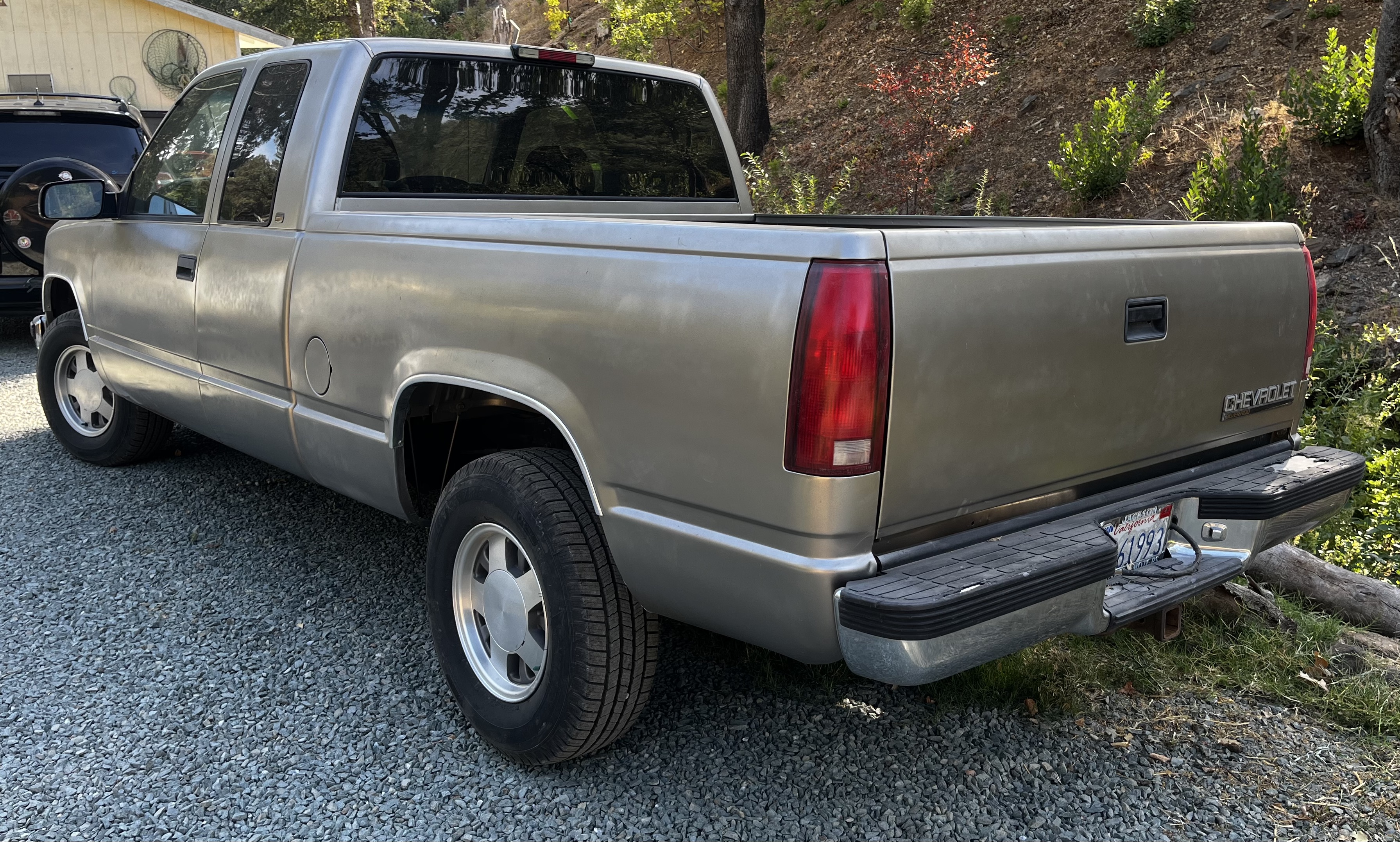 Used 1998 Chevrolet Silverado 1500 2WD Extended Cab w/ Preferred Equipment Group 2 image 8