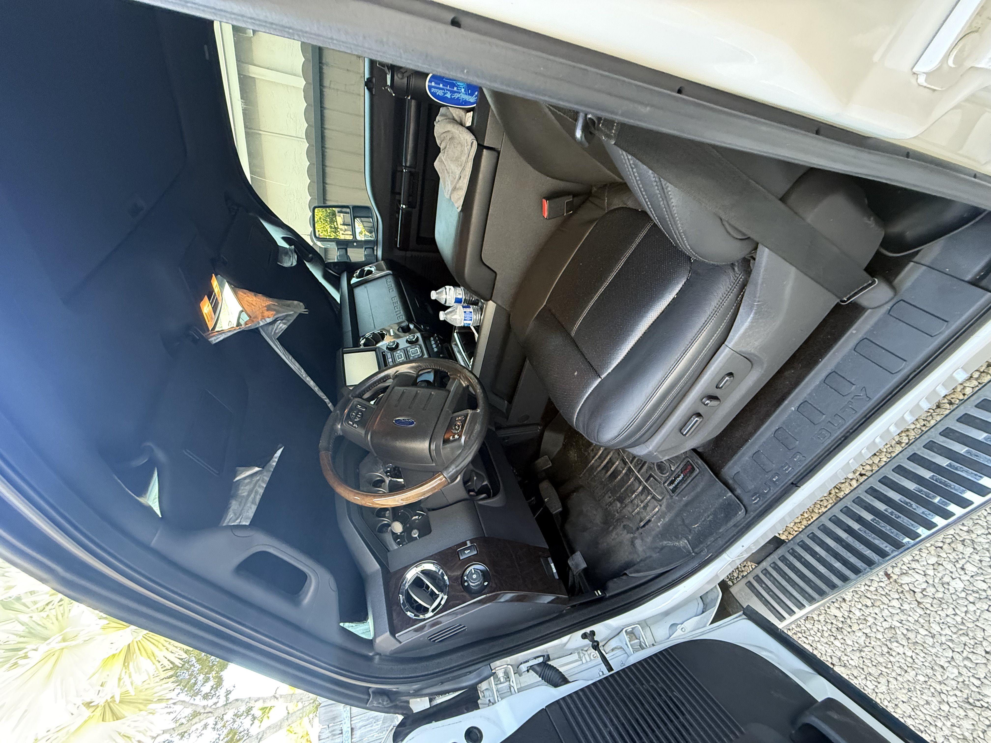 Used 2016 Ford F350 Platinum w/ FX4 Off-Road Package AWD/4WD image 10