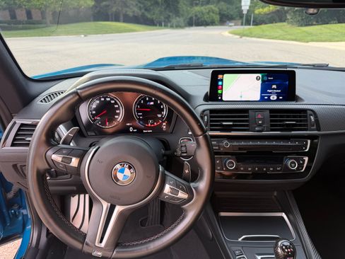 Used 2018 BMW M2 RWD image 22