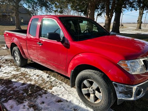 Used 2010 Nissan Frontier SE w/ SE Value Truck Pkg image 14