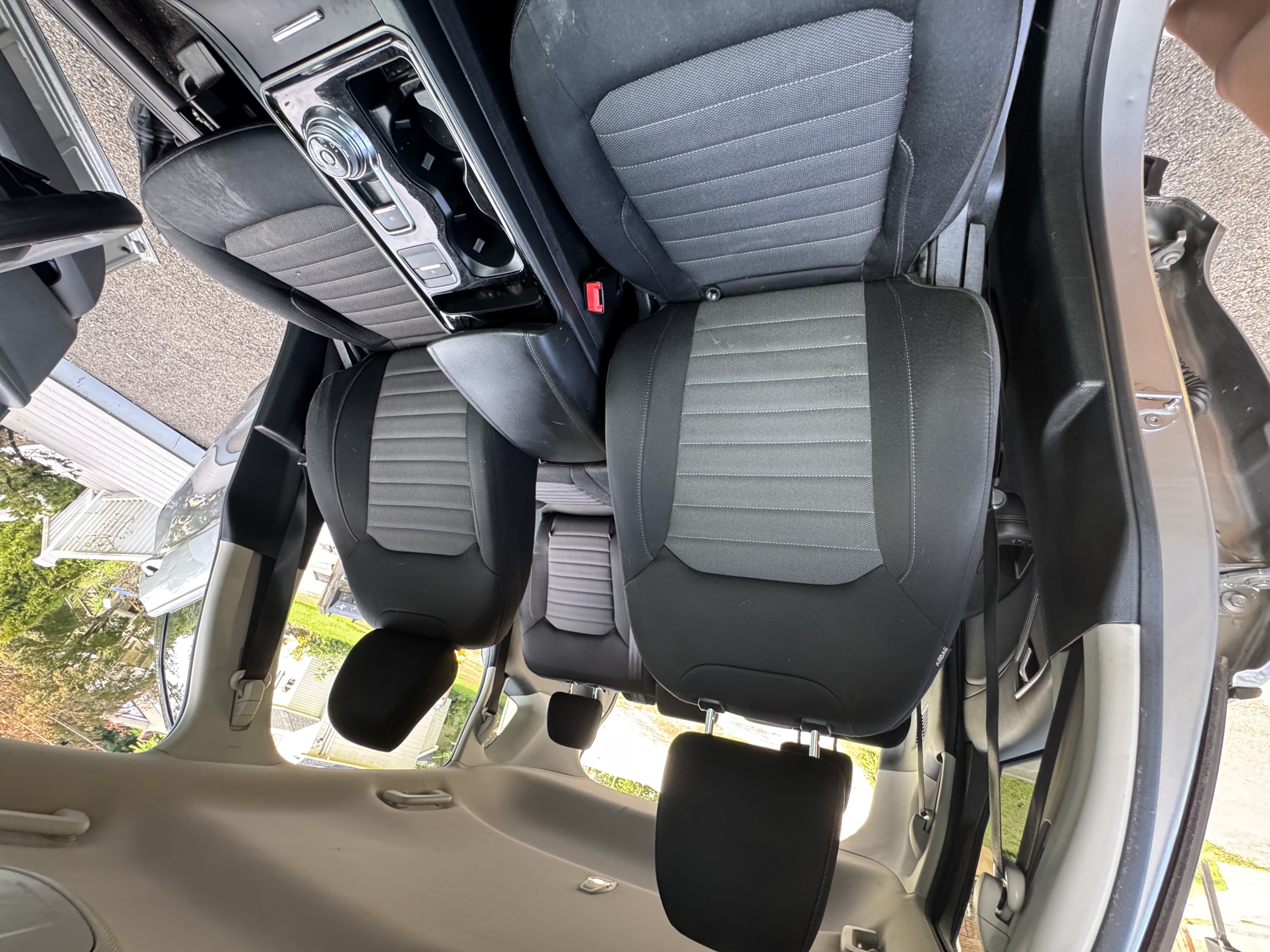 Used 2020 Ford Edge SE AWD/4WD image 12