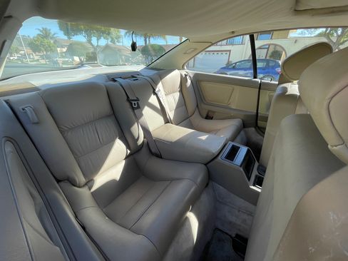 Used 1993 BMW 850Ci image 18