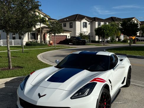 Used 2017 Chevrolet Corvette Grand Sport image 5