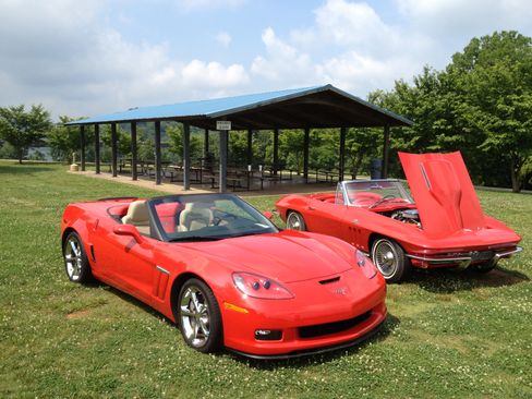 Used 2013 Chevrolet Corvette Grand Sport w/ 3LT Preferred Equipment Group RWD image 11